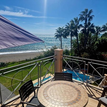 Exclusive Beachfront Penthouse Альмаяте-Альто Экстерьер фото
