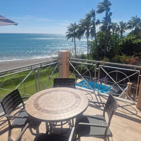Exclusive Beachfront Penthouse Альмаяте-Альто Экстерьер фото